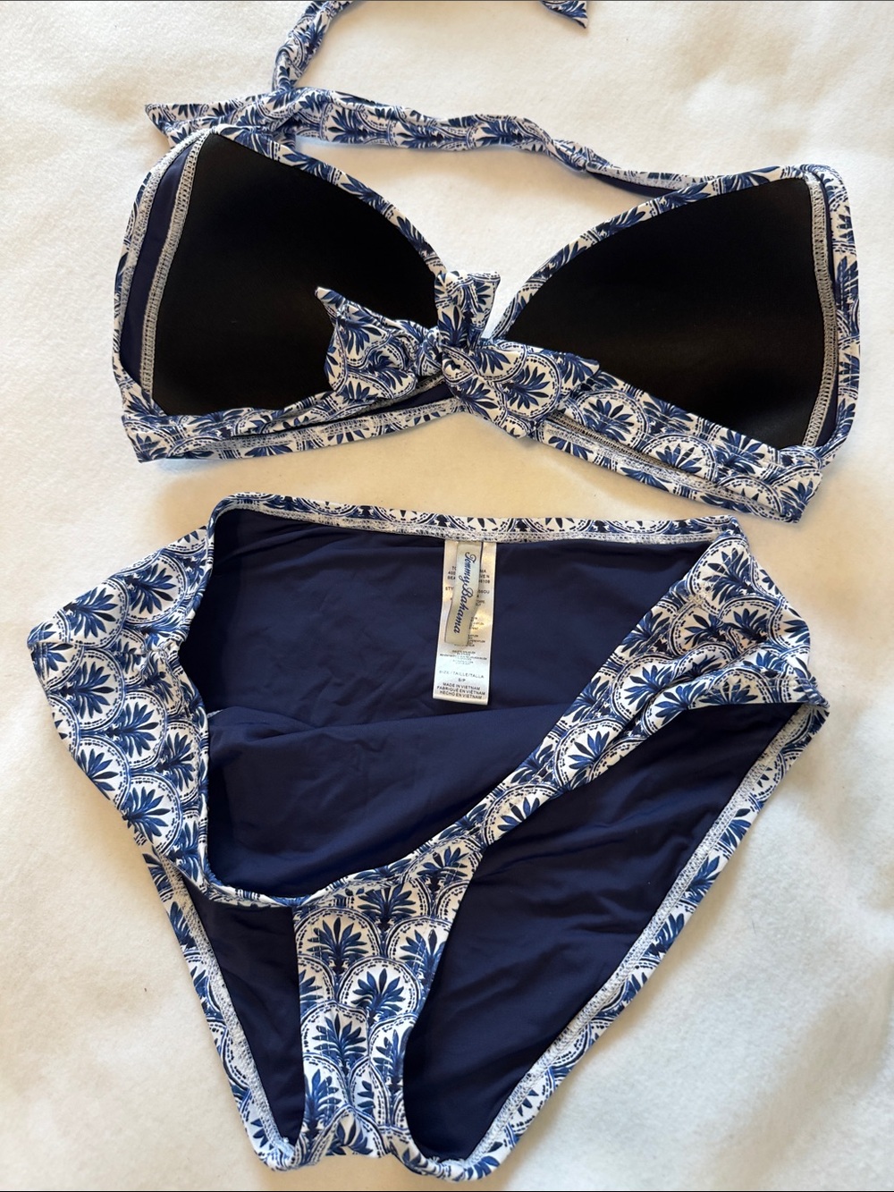 Tommy Bahama  Halter Bikini  Bathing Suit  2-Piece Swimsuit Size S - Picture 7 of 8